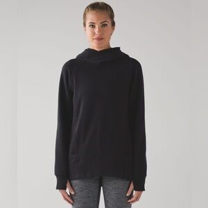 LULULEMON  Fleece Please Pullover
Black